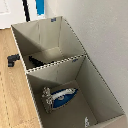 Cozy With Sunny Terrace Apartment *