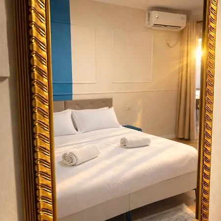 Cozy With Sunny Terrace Tirana