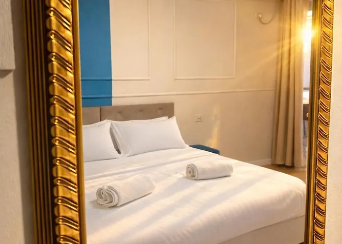 Cozy With Sunny Terrace Tirana